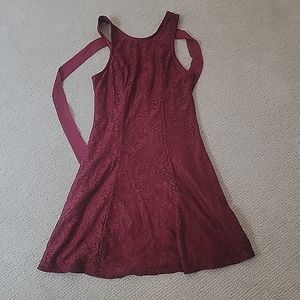 Sleeveless Maroon Floral Spring/Summer Dress w/ Ribbon Tie for Back